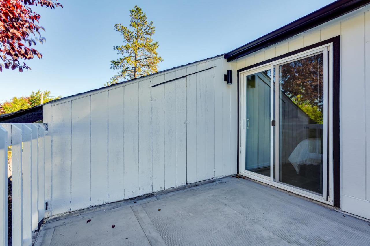 Retreat Near Uo, Autzen Stadium, Amazon Park Eugene Exterior photo